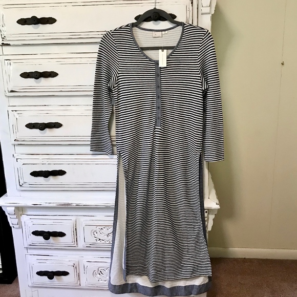 Anthropologie Dresses & Skirts - Postage Stamp Striped Long Sleeve Slit Tunic Dress